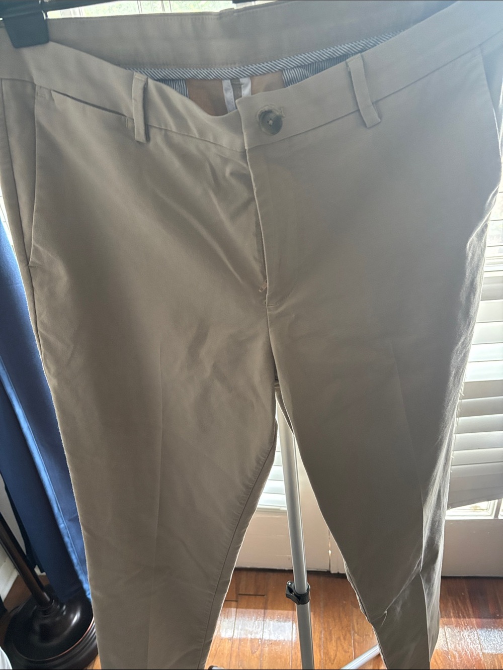 Calvin Klein Men's Khaki Straight-Leg Chinos - Light Tan